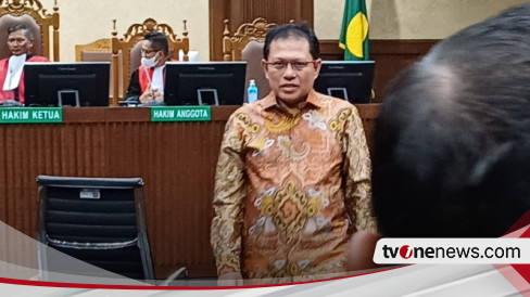 Sekretaris MA Nonaktif Hasbi Hasan Dituntut 13 Tahun 8 Bulan Penjara