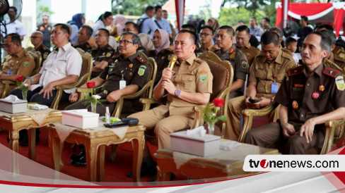 Tinjau Pasar Murah Kejati Sumsel Pj Gubernur Agus Fatoni Apresiasi Launching Program Adhyaksa