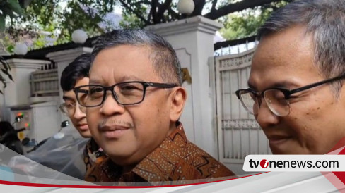 Hasto Beberkan Alasan Rosan Roeslani Dua Kali Datang ke Rumah Megawati