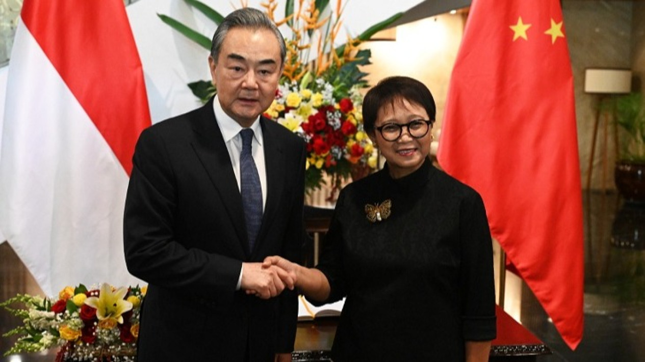 Retno Marsudi Ungkap Indonesia dan China Punya Pandangan yang Sama soal Konflik Timur Tengah
            - galeri foto