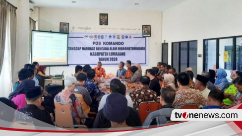 Diterjang Banjir Lahar Gunung Semeru Dan Tanah Longsor, Pemkab Lumajang ...