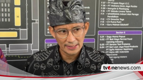 Sandiaga Uno Sindir Poster Nobar Timnas Indonesia U-23 Penuh Foto Pejabat? Menparekraf Beri Candaan Begini