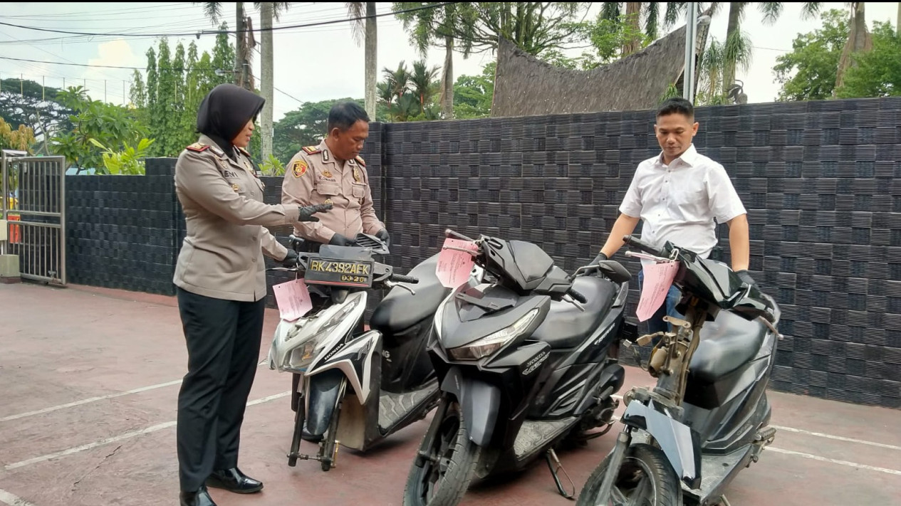 Jual Hasil Curiannya di Medsos, Petugas Gulung Sindikat Pencuri Sepeda Motor
            - galeri foto