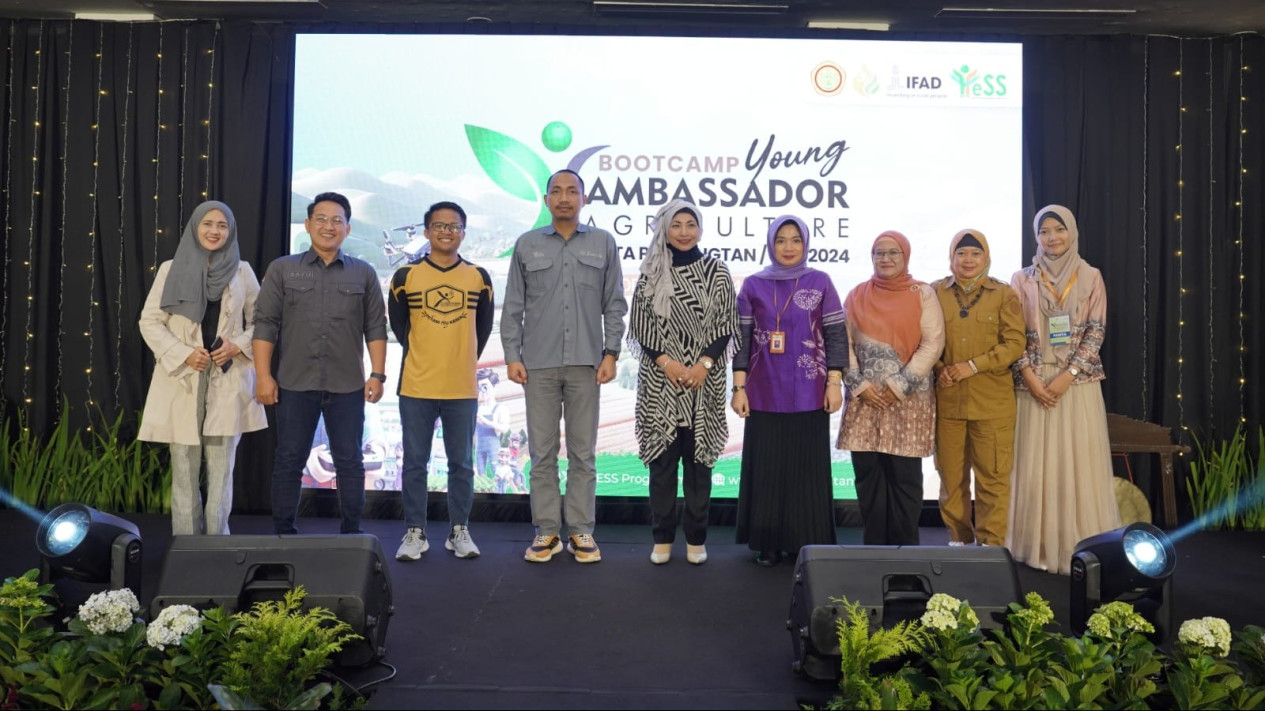 Regenerasi Petani, Kementan Gelar Bootcamp Petani Muda Pertanian dan Duta PEPI 2024
            - galeri foto