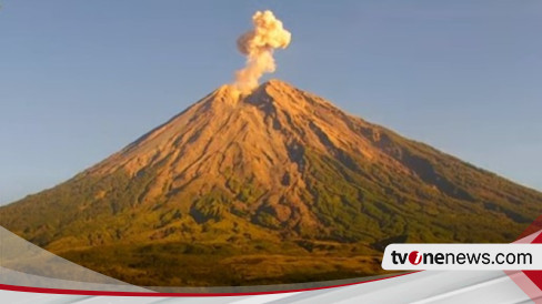 Gunung Semeru Alami 2 Kali Erupsi Selasa Pagi Ini, Kolom Abu Letusan ...