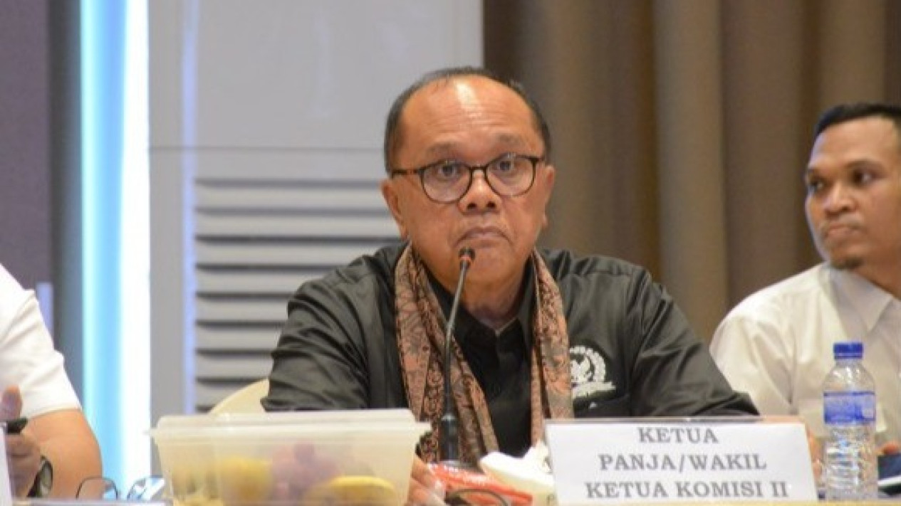 Evaluasi Pemilu 2024, Anggota DPR PDIP: Hampir 70 Persen Komisioner KPU Tidak Layak
            - galeri foto