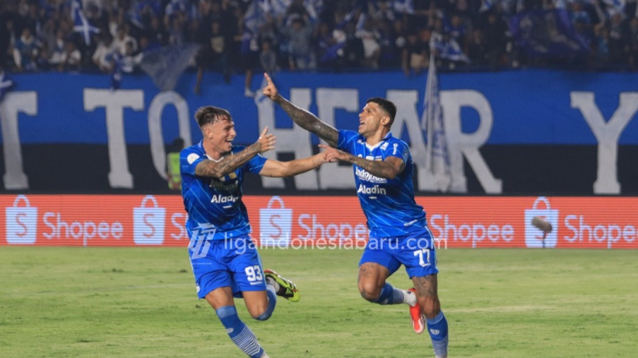 Jadwal Terbaru Final Championship Series Liga 1: Persib Bandung Nantikan Lawan Antara Borneo FC dan Madura United
            - galeri foto