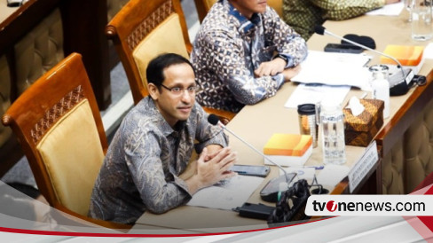 DPR Cecar Nadiem soal Anggaran Pendidikan: Ke Mana Rp665 Triliun Itu?