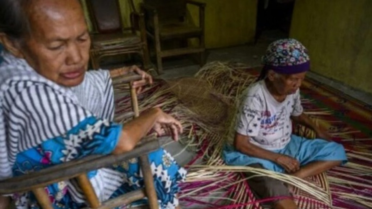 Kemnsos Beri Harapan Baru dengan Membuka Peluang Karir Kedua untuk Lansia, Supaya Tidak Membebani APBN
            - galeri foto