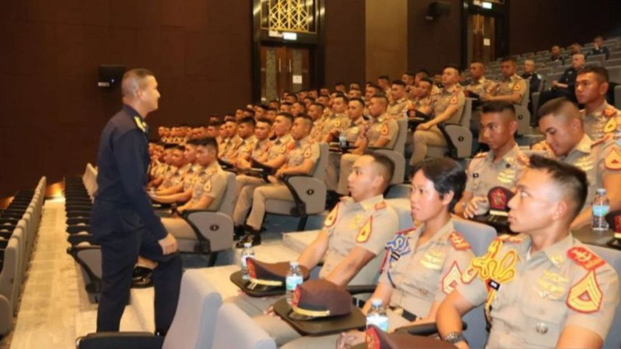 Pelajari Pertahanan Udara, TNI AU Kirim Siswa Taruna ke Thailand
            - galeri foto