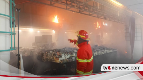 Kebakaran Revo Mall Bekasi, Stasiun LRT Bekasi Barat Tetap Beroperasi Normal