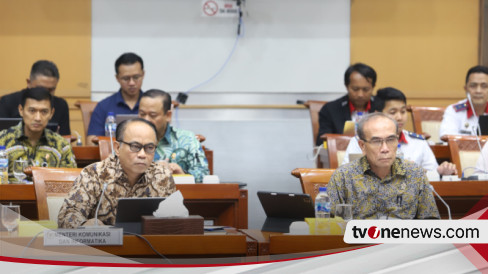 Dicecar DPR dan BSSN, Menkominfo Salahkan Tenant Gegara Tak Back Up Data PDN