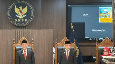 Official, Ketua KPU Hasyim Asy'ari Diberhentikan Tetap Karena Kasus Asusila