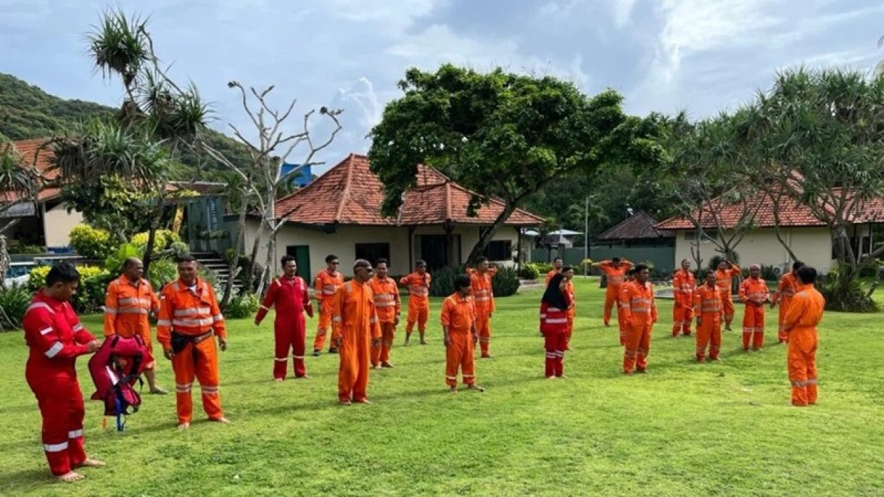 Basic Sea Survival Dukung Hilirisasi di Indonesia
            - galeri foto