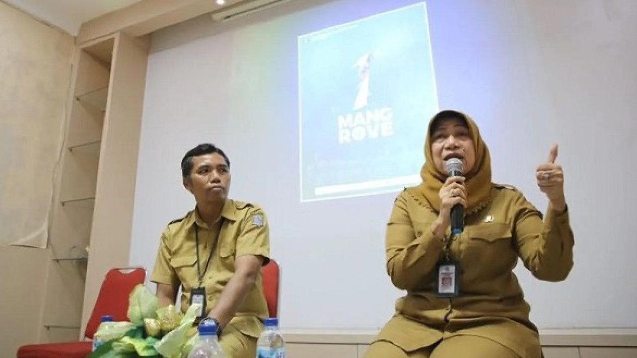 Peringati HUT Ke-1 Kebun Raya Mangrove, Pemkot Surabaya Selenggarakan "Mangrove Eco Run"
            - galeri foto