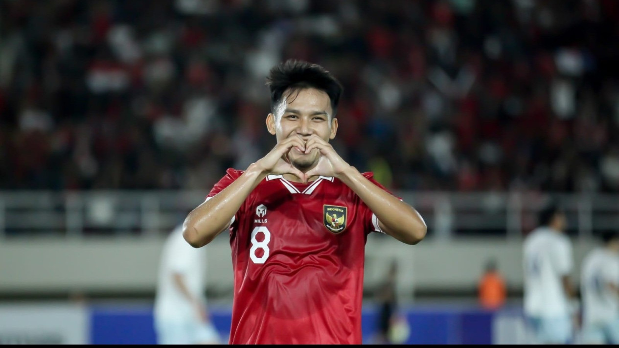 Wonderkid Timnas Indonesia Dipermainkan, Witan Sulaeman Menjadi Korban Garuda Indonesia saat Ingin Pulang Haji Gegara ini
            - galeri foto