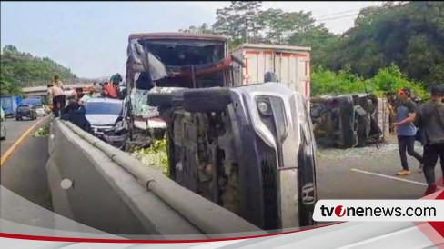 Sopir Mobil Bak Terbuka Diperiksa Polisi, Diduga Penyebab Tabrakan ...