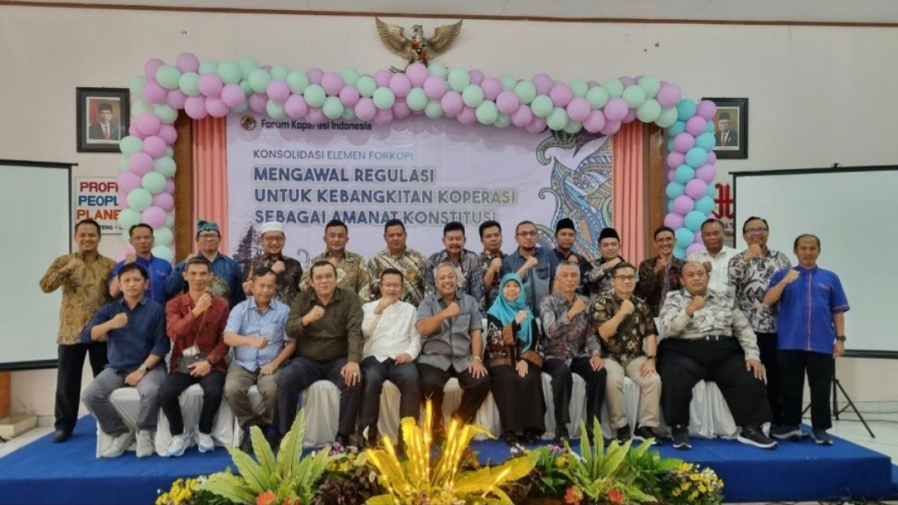 Forkopi Gelar Konsolidasi dalam Rangka Mengawal Draft RUU Perkoperasian
            - galeri foto