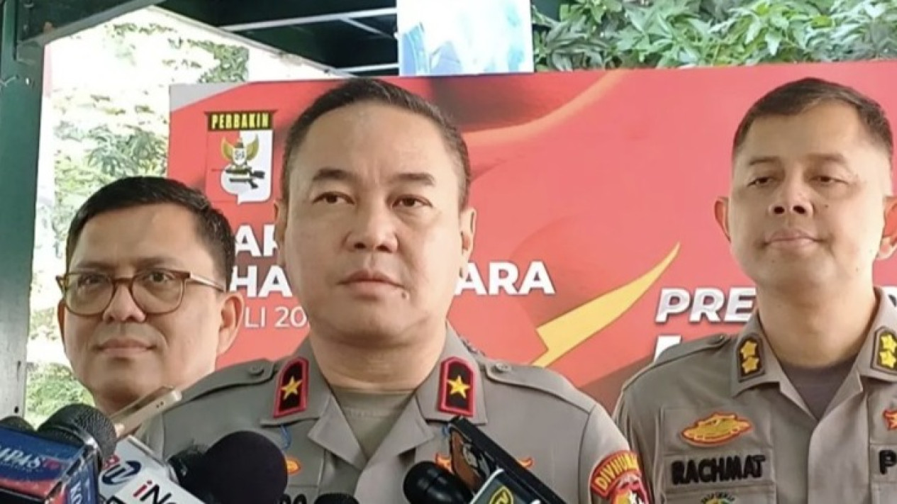 Polri Terima Kritik Wapres soal Kasus Salah Tangkap Pegi Setiawan, Karopenmas: Polri Tidak Antikritik
            - galeri foto