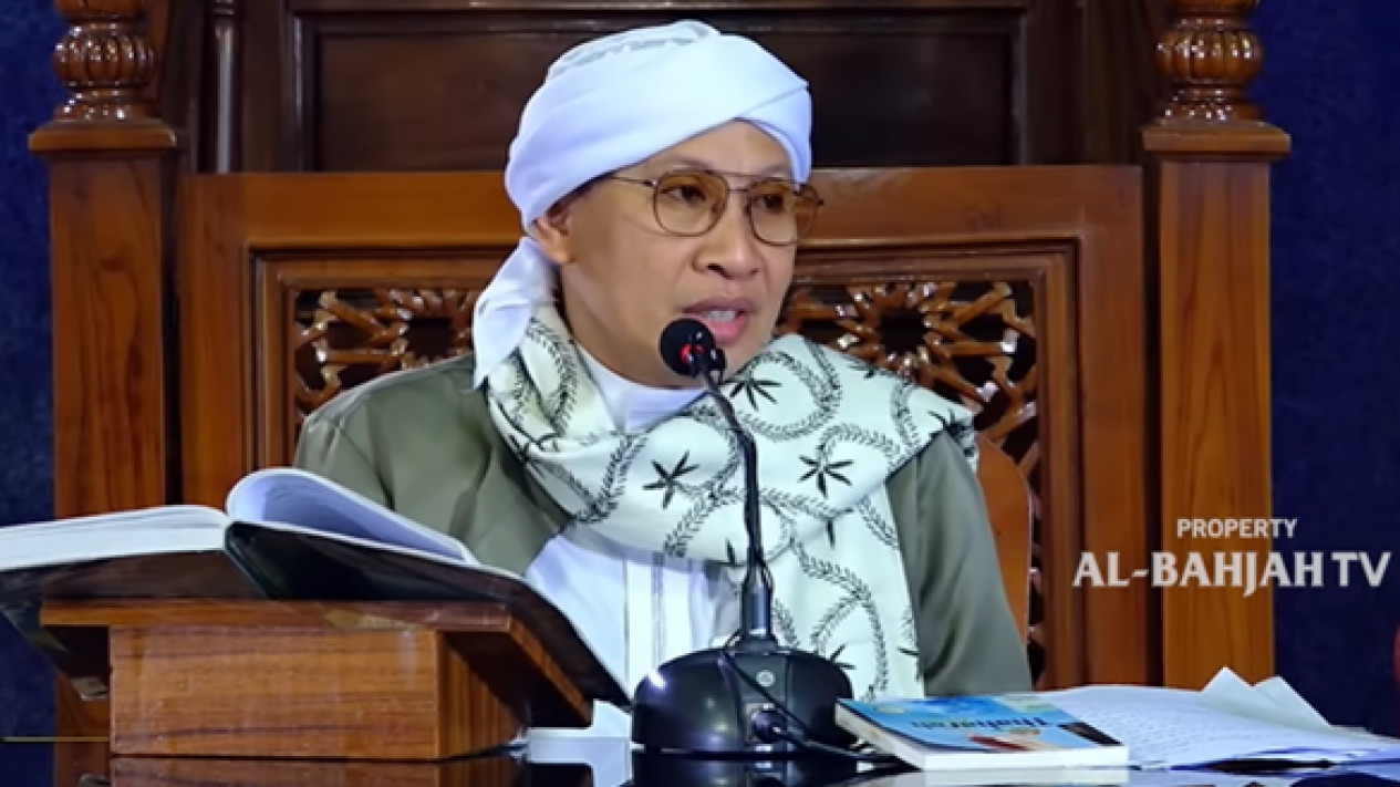 Celana Kena Air Mani Langsung Dipakai Shalat Tanpa Dicuci Dulu, Memangnya Boleh? Buya Yahya Tegaskan Hukumnya...
            - galeri foto