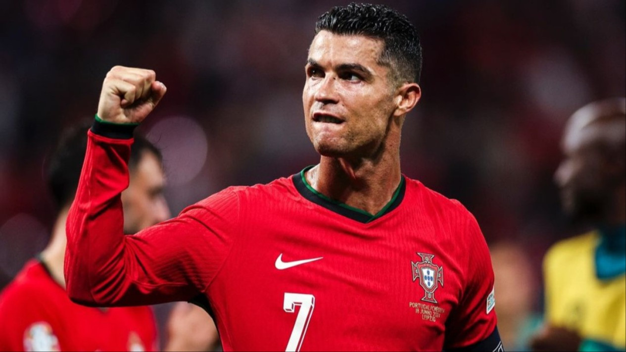 Dikenal Sebagai Pemain Bola Peduli Islam, Ternyata Ini Impian Terpendam Cristiano Ronaldo di Masa Mendatang Sebelum Pensiun
            - galeri foto