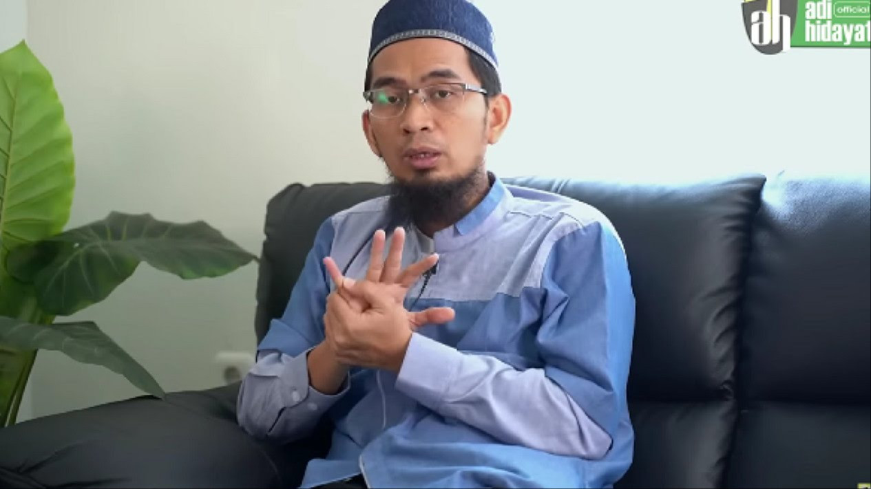 Shalat Ini Lebih Istimewa, Kata Ustaz Adi Hidayat Sayang Ditinggalkan karena Tak Sebanding Dunia dan Seisinya
            - galeri foto