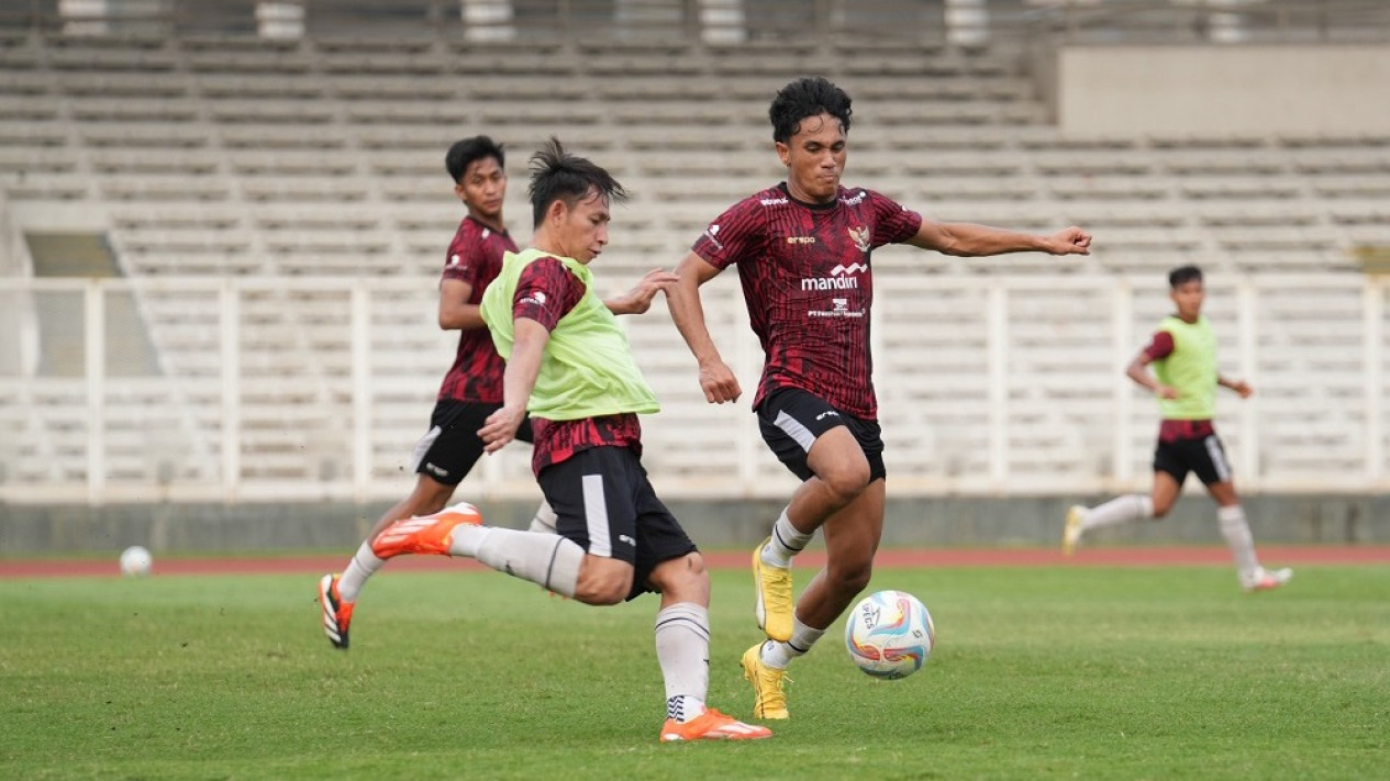 Semakin Banyak Pemain Keturunan yang Ingin Bela Timnas Indonesia, Bagaimana Nasib Pesepakbola Lokal di Mata Pundit Senior Bung Binder?