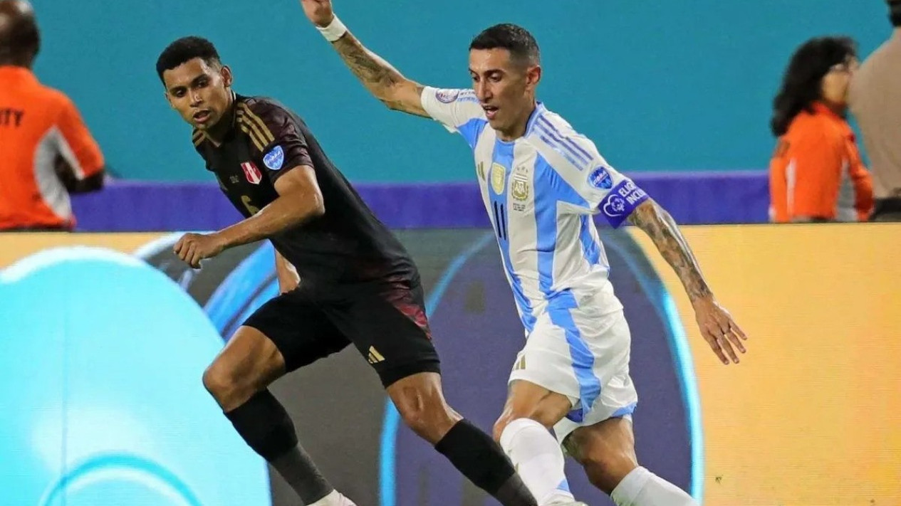 Segera Pensiun dari Timnas Argentina, Tandem Setia Lionel Messi Ini Malah Berpotensi Absen di Final Copa America 2024 
            - galeri foto