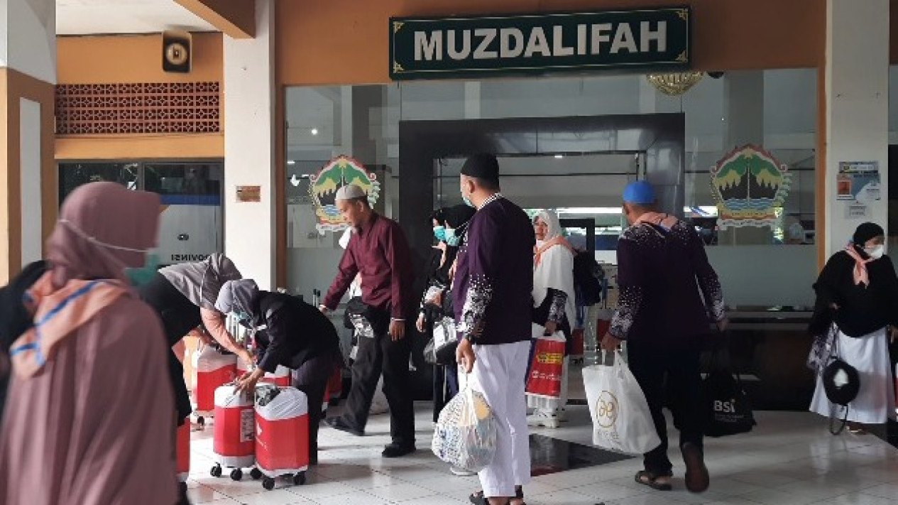 Jemaah Haji Embarkasi Solo Asal Jepara Wafat di Tanah Suci
            - galeri foto