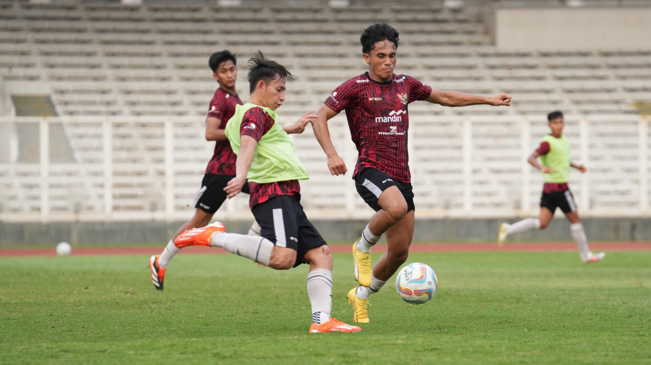 Bonus Timnas Indonesia U-19 Dirahasiakan, Manajer Minta Skuad Garuda Muda Fokus Jawab Target
            - galeri foto