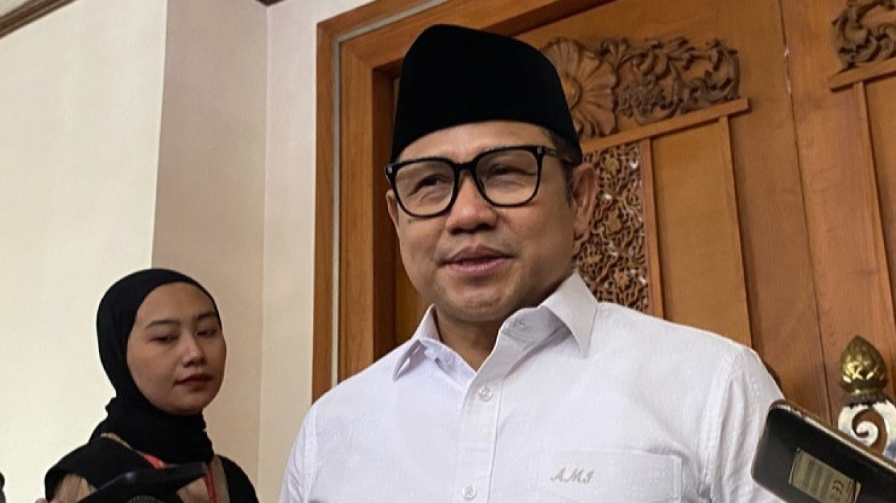 Cak Imin Terang-terangan Sebut 5 Kader NU yang Temui Presiden Israel itu Memalukan, katanya...
            - galeri foto