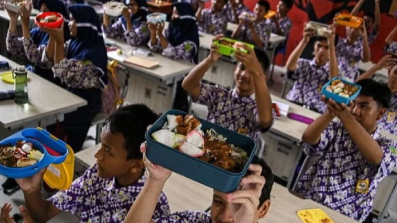 Tim Sinkronisasi Sebut Riset Makan Bergizi Gratis Tidak Libatkan Instrumen Pemerintah, Ternyata Ini Alasannya
            - galeri foto