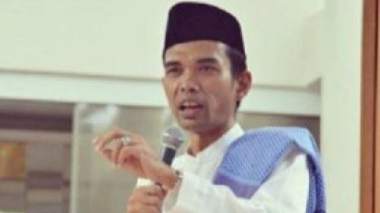 Tata Cara Mandi Junub Sesuai Sunnah, Ustaz Abdul Somad Sarankan Jangan Langsung Guyur: Agar Terhindar dari Stroke
            - galeri foto