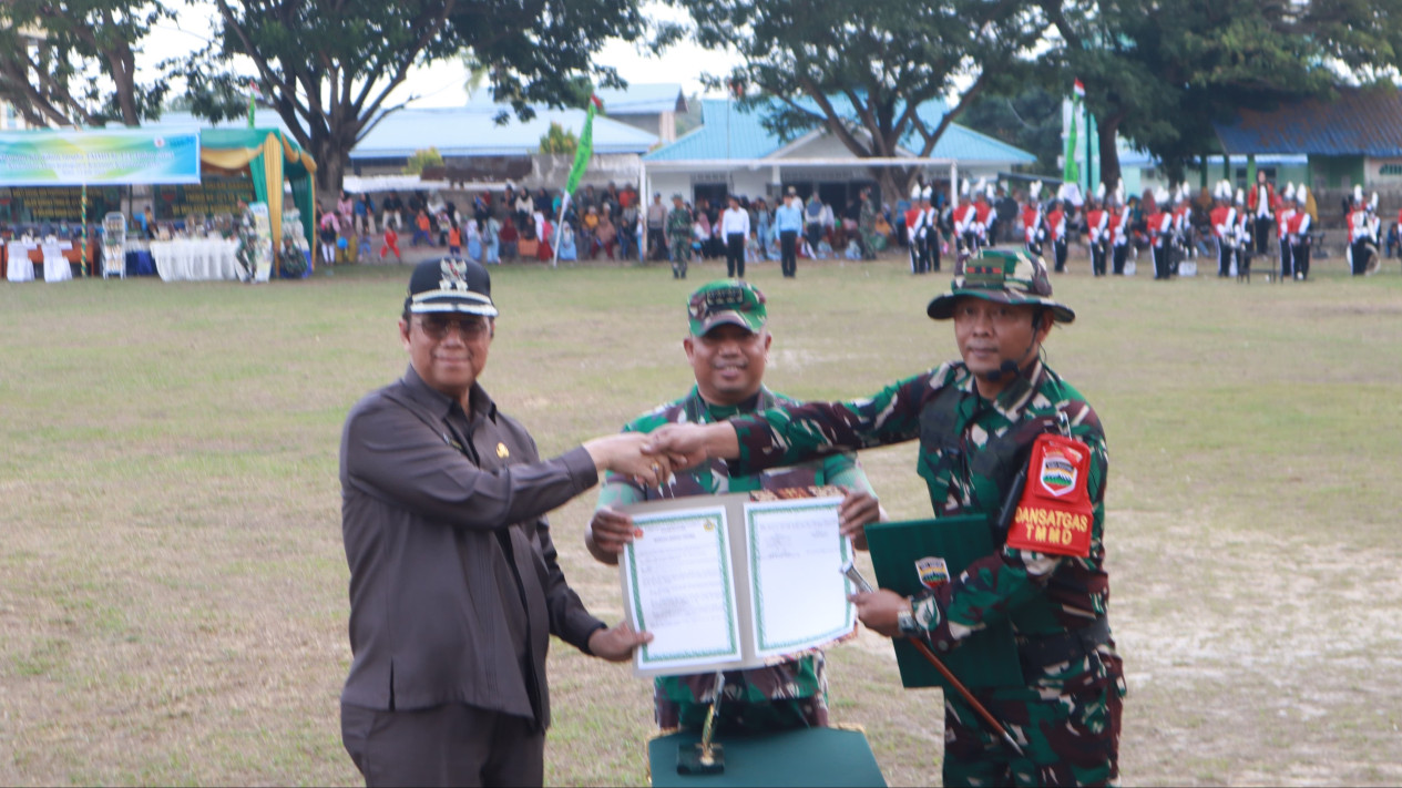 TMMD ke-121 di Karimun Menjangkau Pembangunan Desa-desa Terpencil, Bukti TNI Hadir di Tengah Masyarakat
            - galeri foto