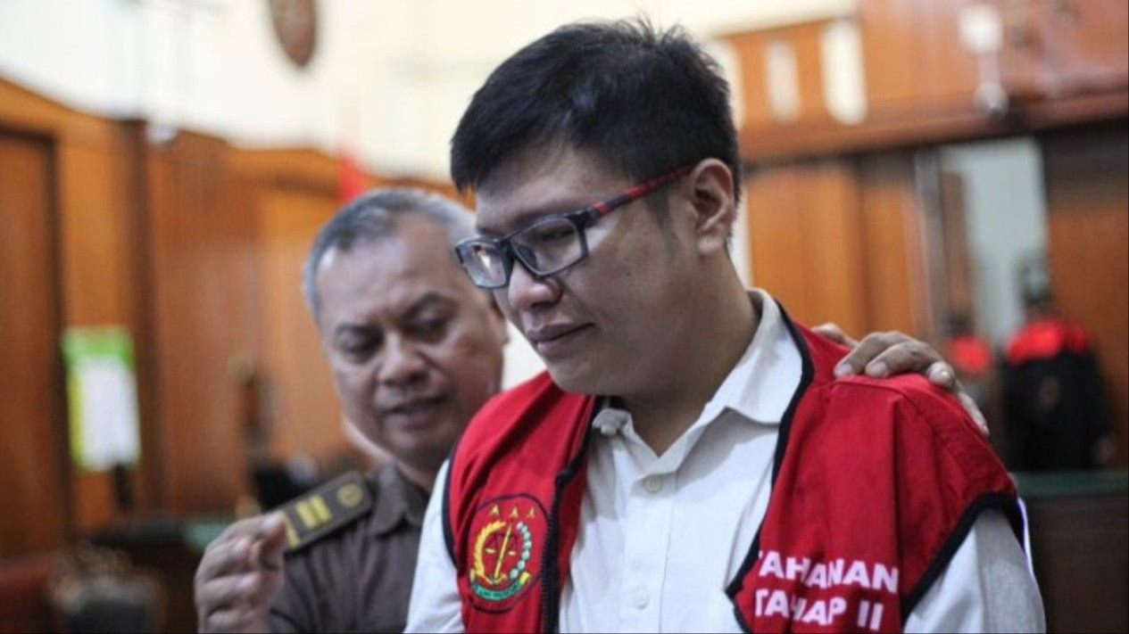 Ronald Tannur Divonis Bebas, DPR RI: Kami Prihatin
            - galeri foto