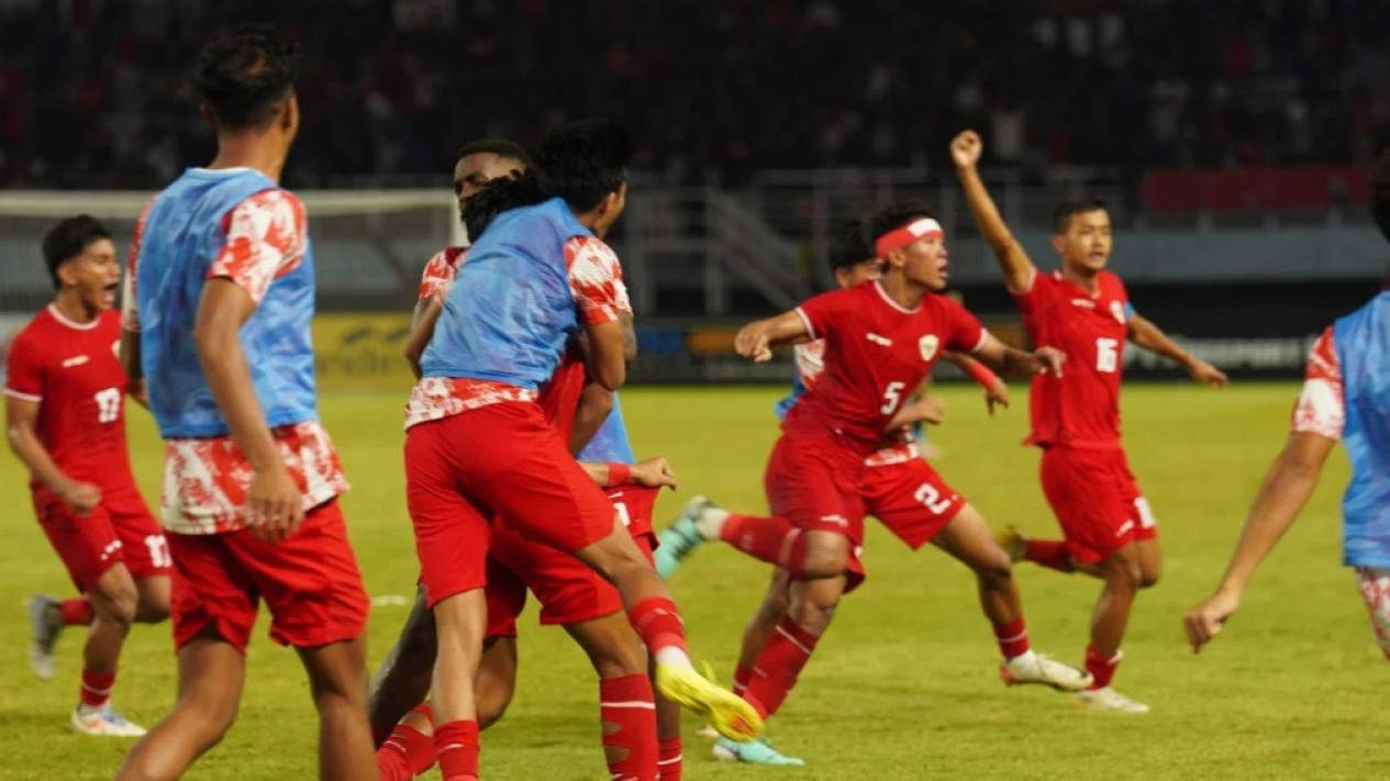 Media Vietnam Sampai Dibuat Malu 'Setengah Mati' oleh Timnas Indonesia U-19, Ternyata Gara-gara...
            - galeri foto