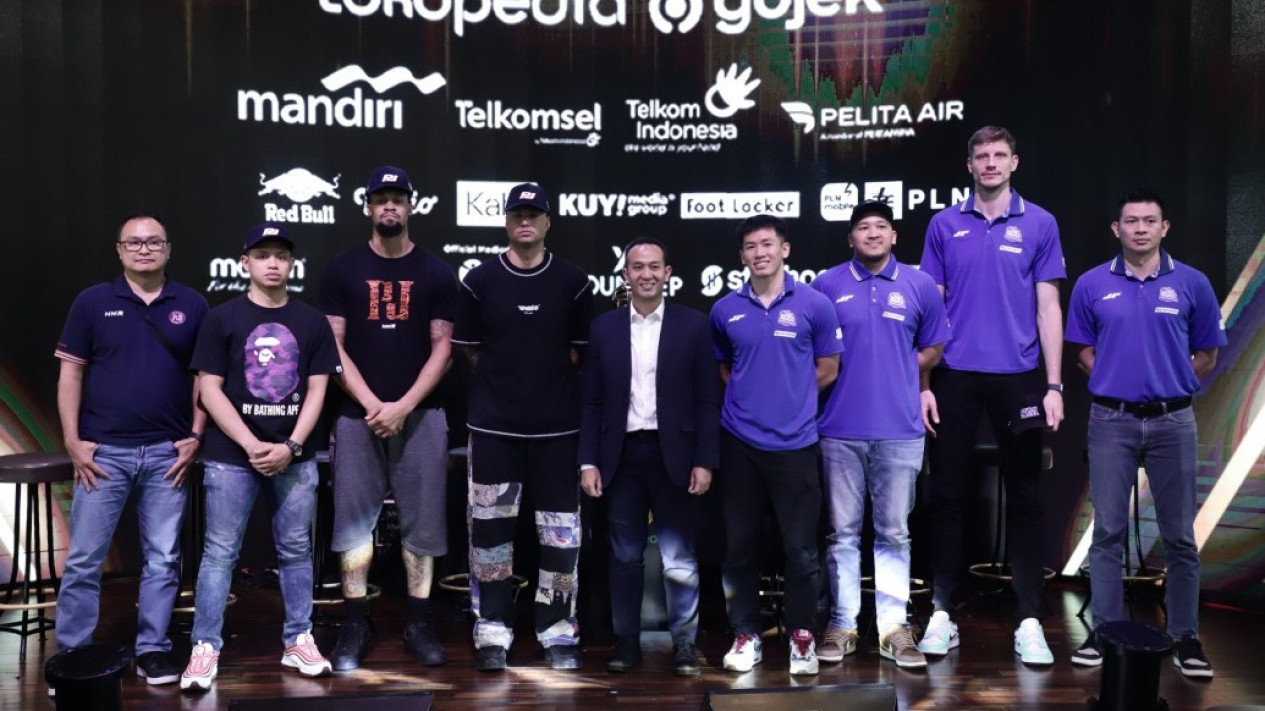 Pelatih Finalis Apresiasi Sistem Kandang Tandang Pertama di IBL Indonesia 2024 
            - galeri foto