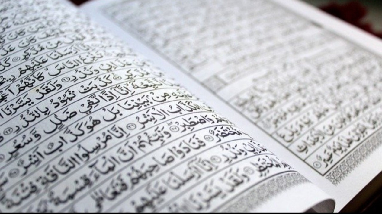 Tafsir Surah Al-Baqarah Ayat 26: Perumpamaan untuk Mengungkap Kebenaran
            - galeri foto