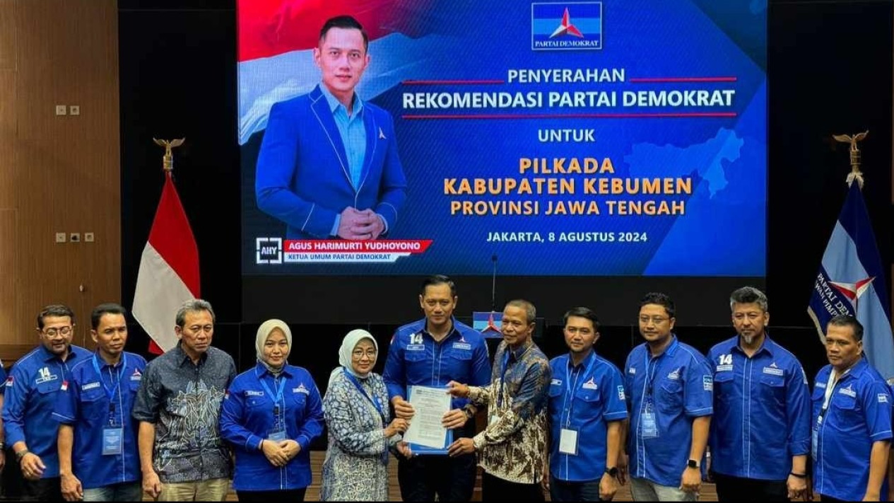 Demokrat Resmi Dukung Pasangan Lilis-Zaeni di Pilkada Kebumen 2024
            - galeri foto