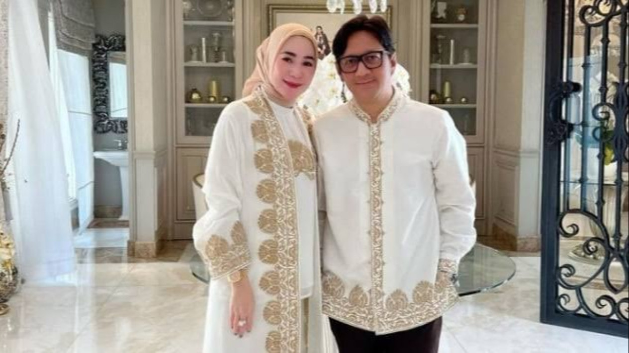 Perjalanan Kisah Rumah Tangga Andre Taulany dan Rien, Benci Jadi Cinta hingga Berujung Perceraian
            - galeri foto