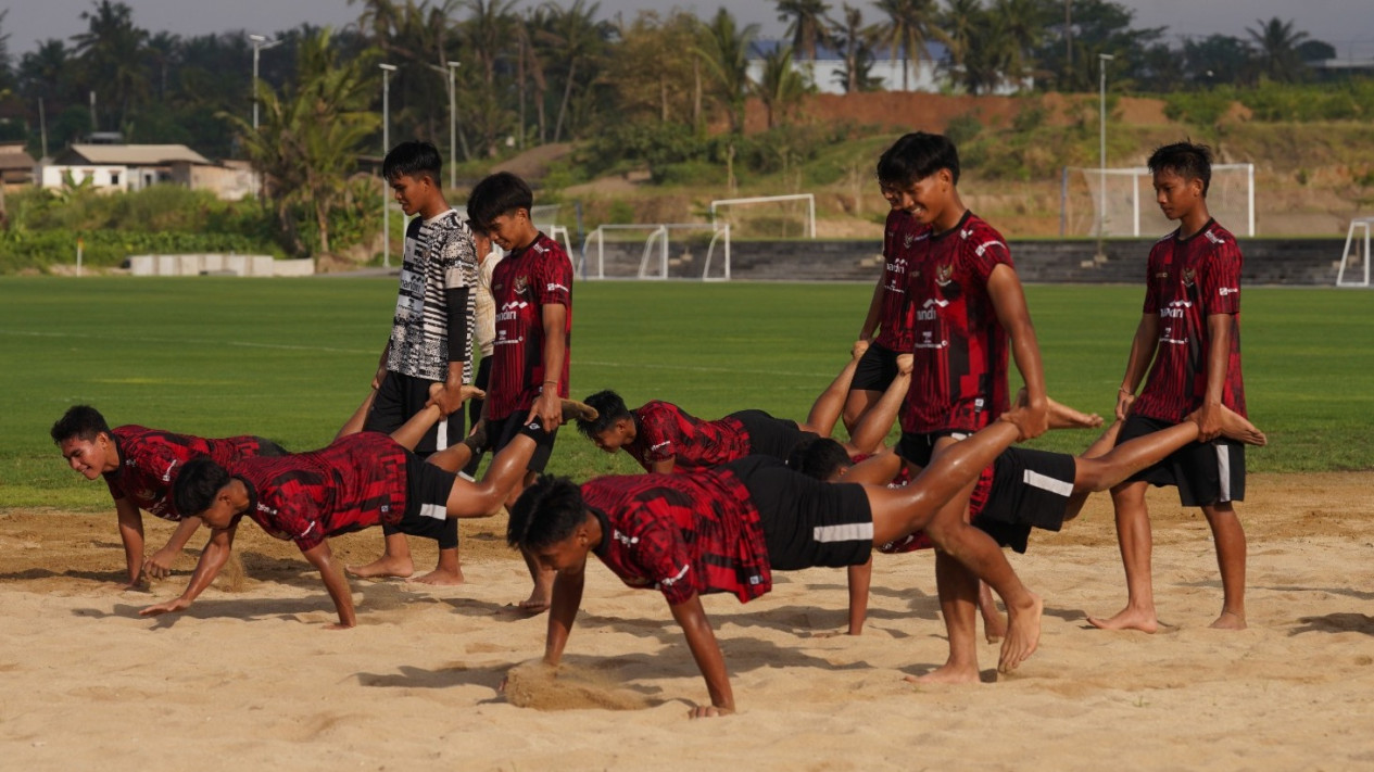 Timnas Indonesia U-17 akan Uji Coba Melawan India di Bali sebelum Terbang untuk TC ke Spanyol
            - galeri foto