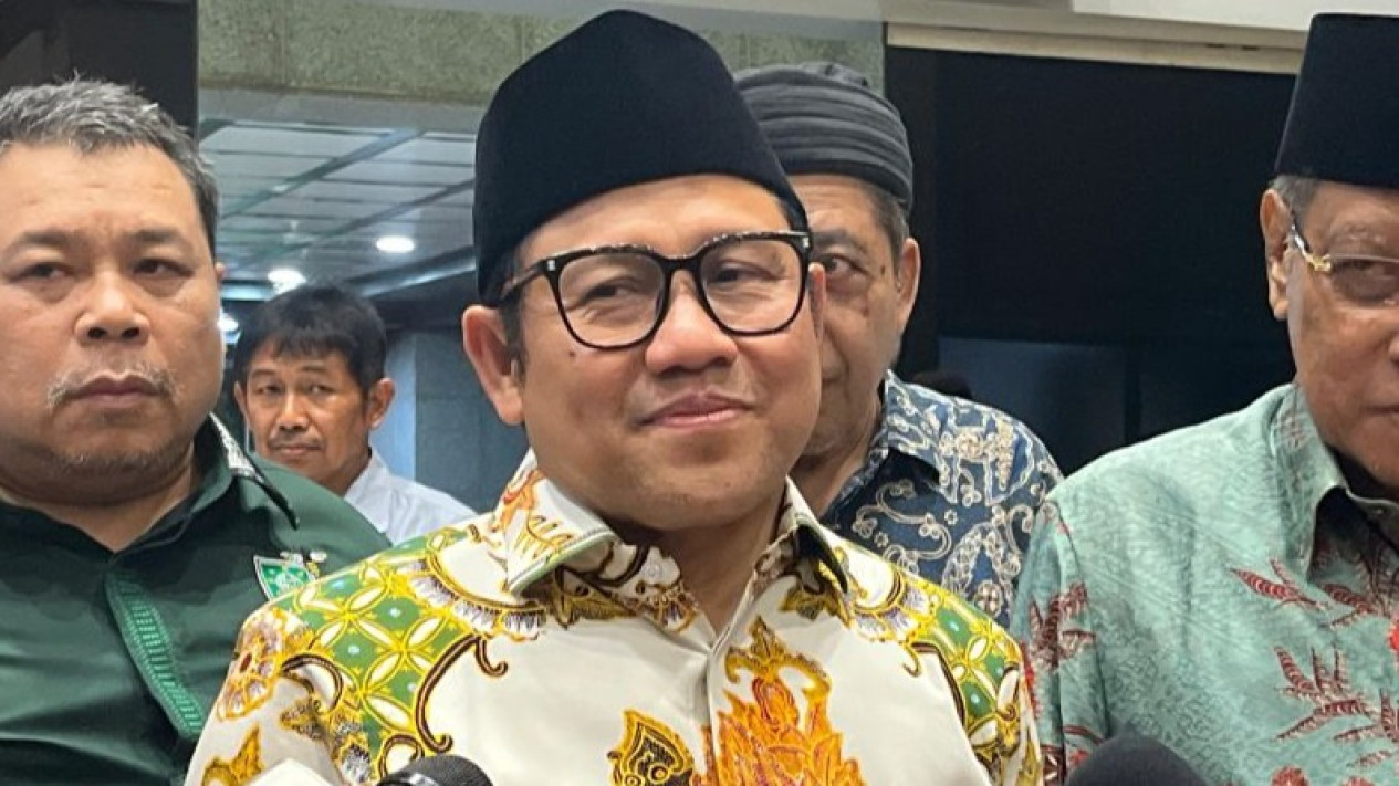 Muhaimin Tetap Sebut PKB dan PBNU Organisasi Berbeda dan Siap Berdialog: Ngopi Dengan Siapapun, Ayo!
            - galeri foto