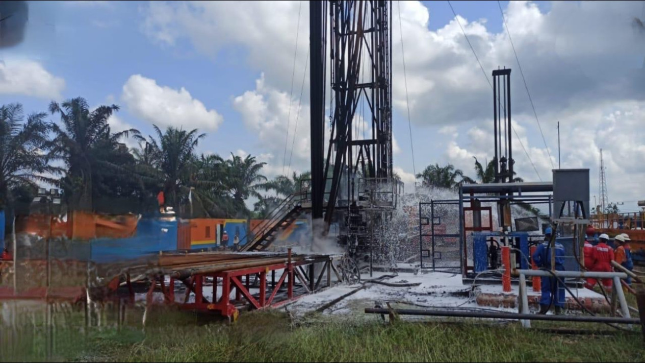 Polisi Selidiki Kebakaran Sumur Minyak Milik Pertamina EP Field Rantau, Sejumlah Vendor dan Petugas Diperiksa
            - galeri foto