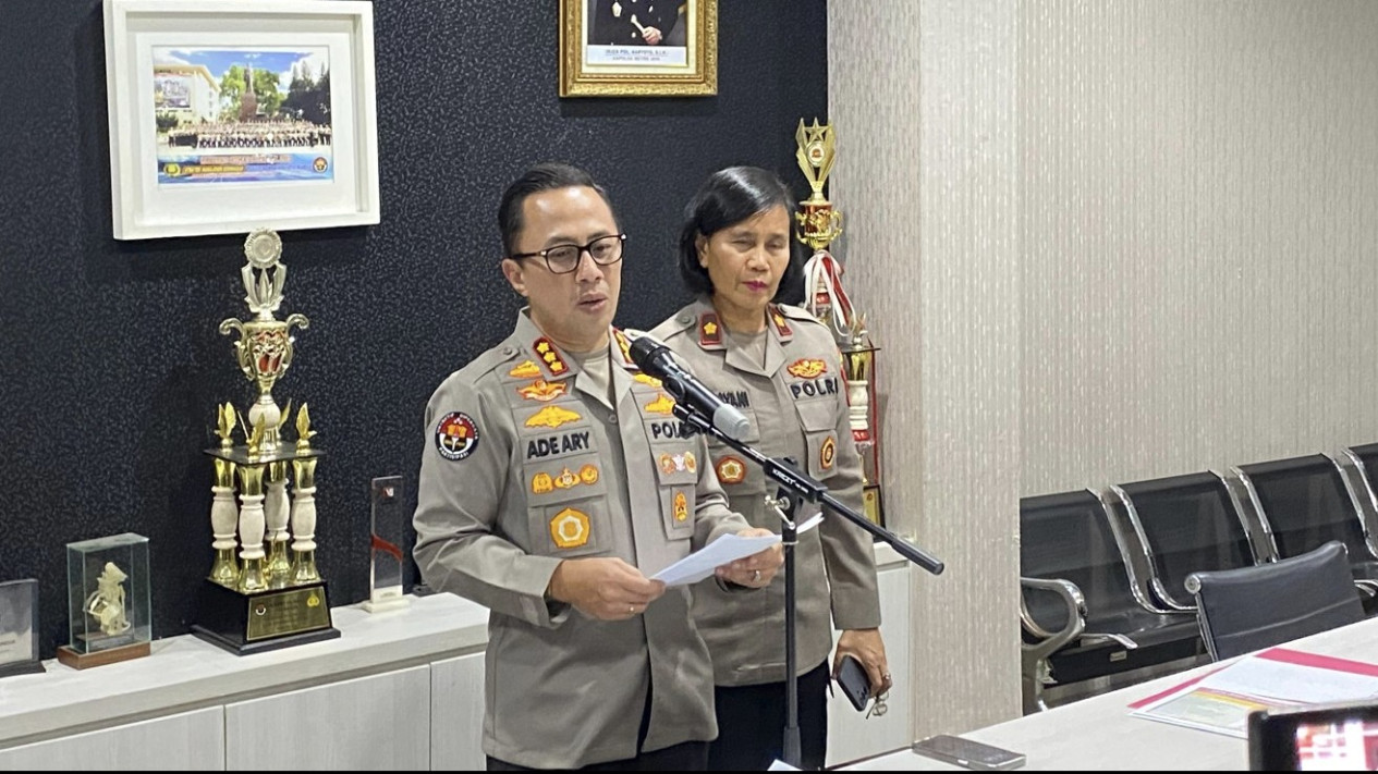 Usut Kasus Dugaan Penistaan Agama Wanda Harra, Polisi Bakal Panggil EO Kajian-Manajemen Gedung 165
            - galeri foto