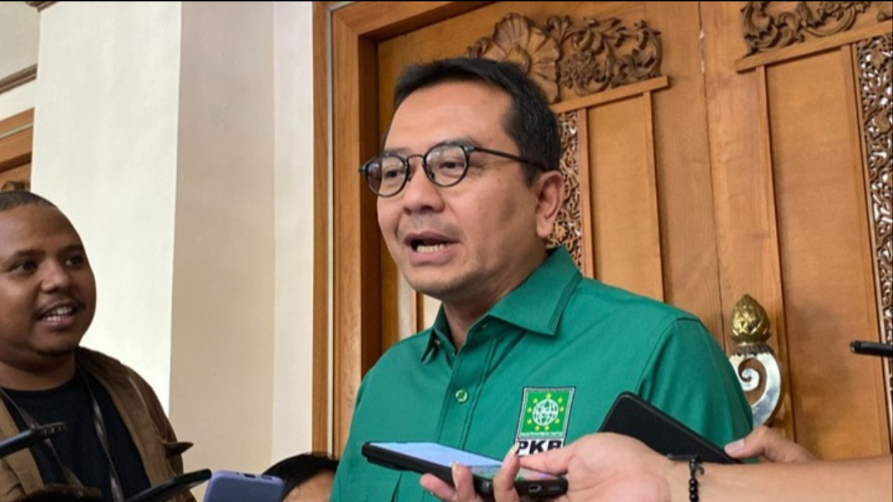 PKB Sebut Ratusan Kiai dan Dubes Akan Hadir pada Muktamar di Bali: Momen Silaturahmi
            - galeri foto