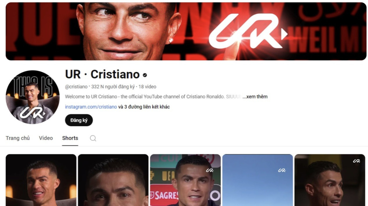 Cristiano Ronaldo Akhirnya jadi YouTuber, Subscriber-nya Langsung Melonjak Tajam, Bakal Kalahkan MrBeast?
            - galeri foto