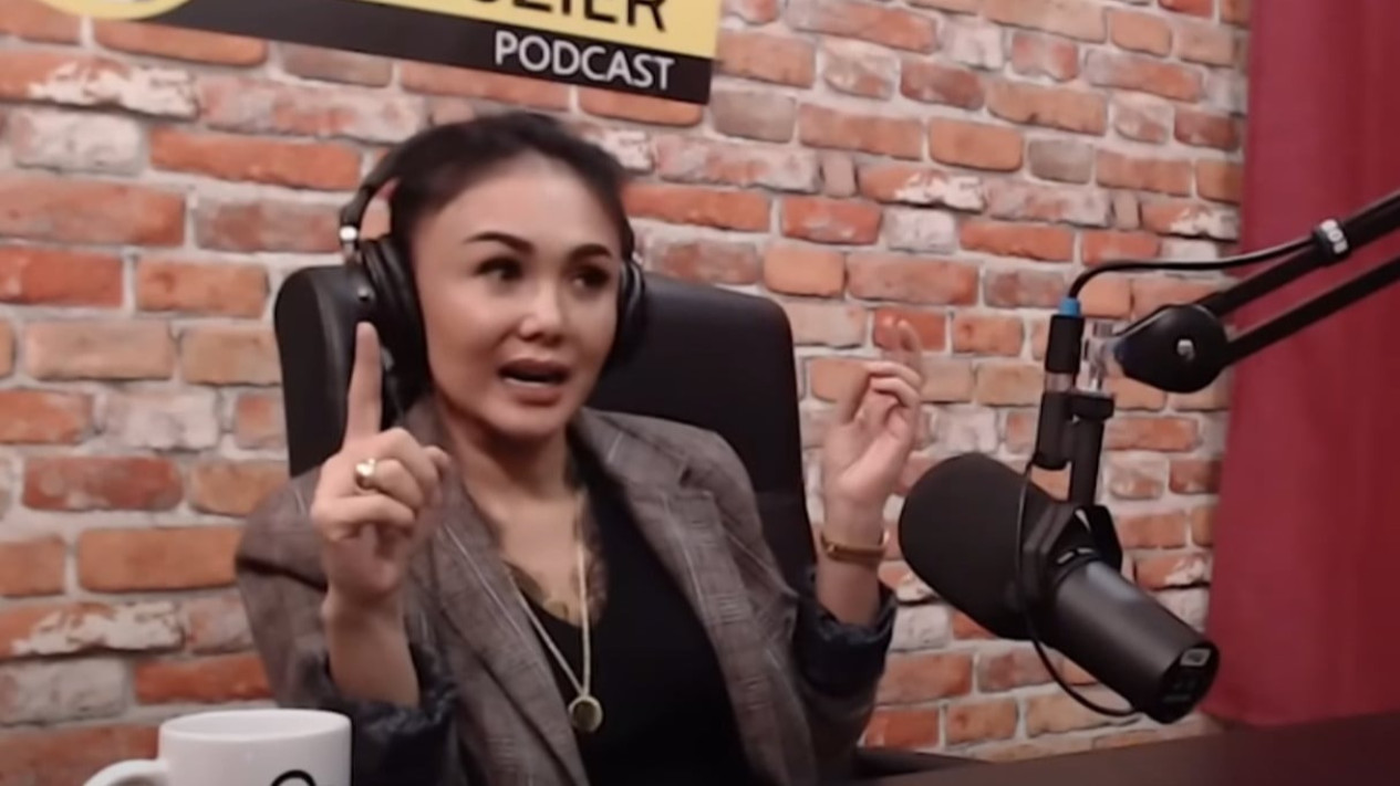 Sempat Heboh soal Artis Yuni Shara Ngaku Bisa Tetap Puas dengan Alat Bantu, Bagaimana Pandangan Islam? Buya Yahya Tegaskan Hukum Sebenarnya....
            - galeri foto