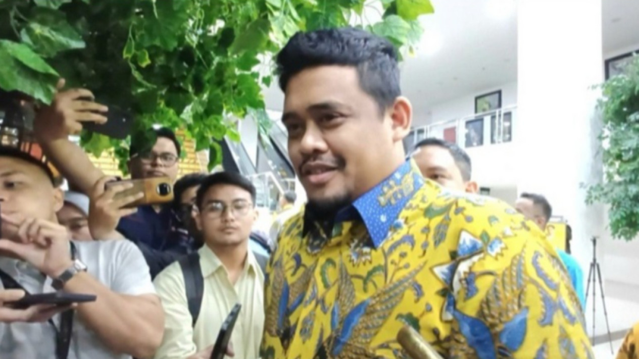 Mencuat Isu Rumah Bobby Nasution Digeledah KPK, Tessa Mahardhika Bocorkan Kabar Sebenarnya
            - galeri foto