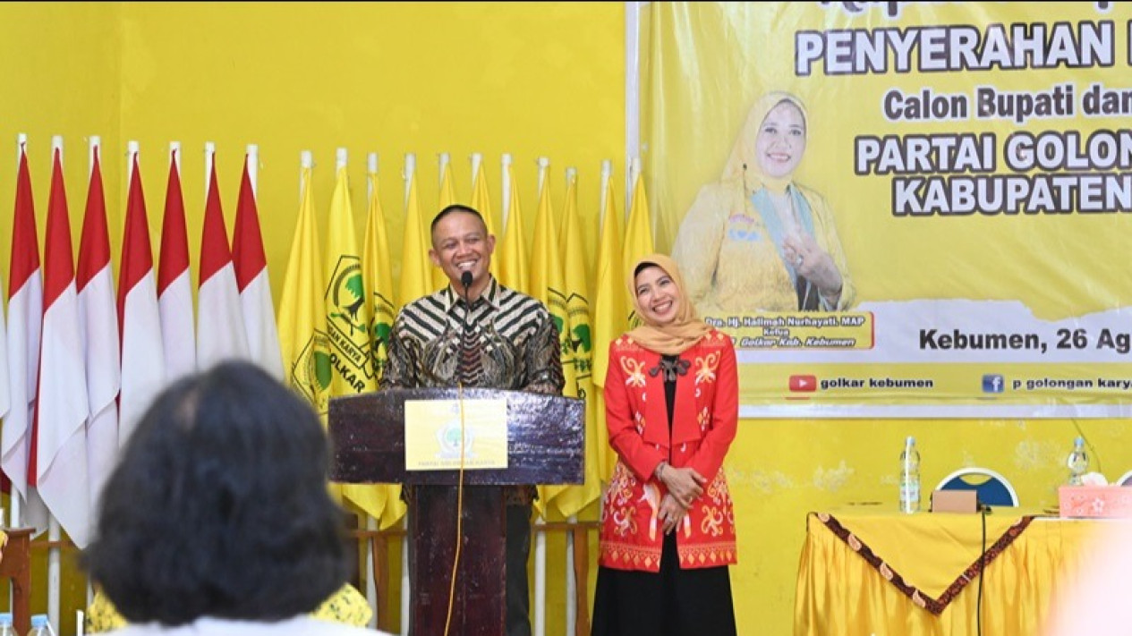 Kubu Lilis-Zaeni Diminta Harus Copot Logo Partai Golkar, Ini Alasannya
            - galeri foto