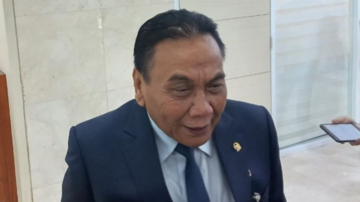 Komisi III DPR Tolak 12 Calon Hakim Agung dan Ad Hoc HAM 2024, Bambang Pacul Beberkan Alasannya
            - galeri foto